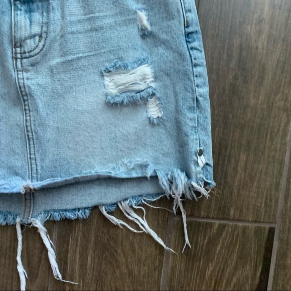 One Teaspoon 2020 MIni Denim Skirt Blue Hart 28 - Picture 6 of 12